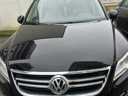 Фольксваген Тигуан, объемом двигателя 2 л и пробегом 242 тыс. км за 8000 $, фото 1 на Automoto.ua