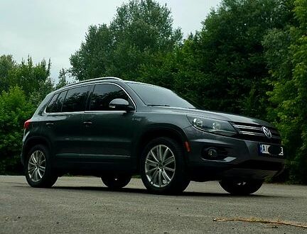 Фольксваген Тигуан 2012 в Переяславе-Хмельницком на Automoto.ua Фольксваген Тигуан, объемом двигателя 2 л и пробегом 205 тыс. км за 12700 $, фото 1 на Automoto.ua