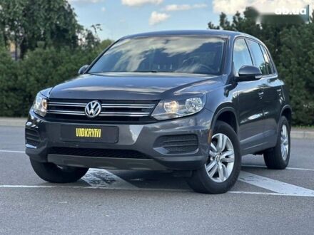 Фольксваген Тигуан, объемом двигателя 2 л и пробегом 263 тыс. км за 9500 $, фото 1 на Automoto.ua
