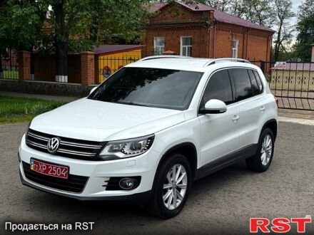 Фольксваген Тигуан 2015 в Красноград на Automoto.ua Фольксваген Тигуан, объемом двигателя 2 л и пробегом 96 тыс. км за 17500 $, фото 1 на Automoto.ua