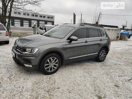 Фольксваген Тигуан 2016 в Волочиске на Automoto.ua Фольксваген Тигуан, объемом двигателя 2 л и пробегом 172 тыс. км за 24750 $, фото 1 на Automoto.ua