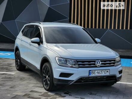 Фольксваген Тигуан 2018 в Луцке на Automoto.ua Фольксваген Тигуан, объемом двигателя 2 л и пробегом 78 тыс. км за 19300 $, фото 1 на Automoto.ua