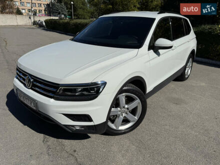 Фольксваген Тігуан 2019 у Запоріжжя на Automoto.ua Фольксваген Тігуан, об'ємом двигуна 2 л та пробігом 82 тис. км за 27200 $, фото 1 на Automoto.ua