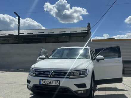 Фольксваген Тигуан 2020 в Конотопе на Automoto.ua Фольксваген Тигуан, объемом двигателя 1.98 л и пробегом 60 тыс. км за 20500 $, фото 1 на Automoto.ua