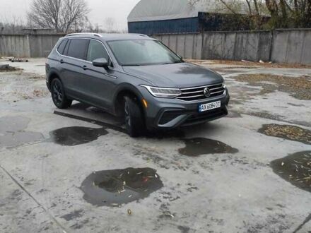 Фольксваген Тігуан, об'ємом двигуна 2 л та пробігом 25 тис. км за 27000 $, фото 1 на Automoto.ua