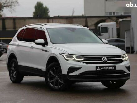 Фольксваген Тігуан, об'ємом двигуна 2 л та пробігом 21 тис. км за 27900 $, фото 1 на Automoto.ua