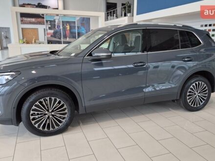 Фольксваген Тигуан, объемом двигателя 1.97 л и пробегом 0 тыс. км за 48455 $, фото 1 на Automoto.ua