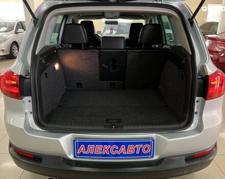 Сірий Фольксваген Тігуан, об'ємом двигуна 0 л та пробігом 220 тис. км за 12600 $, фото 1 на Automoto.ua