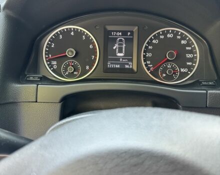 Серый Фольксваген Тигуан, объемом двигателя 2 л и пробегом 177 тыс. км за 12850 $, фото 5 на Automoto.ua