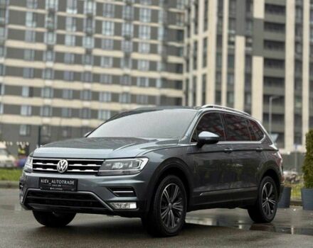 Серый Фольксваген Тигуан, объемом двигателя 2 л и пробегом 155 тыс. км за 18500 $, фото 6 на Automoto.ua