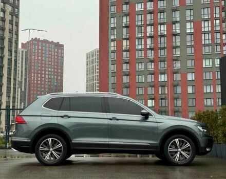 Серый Фольксваген Тигуан, объемом двигателя 2 л и пробегом 155 тыс. км за 18500 $, фото 5 на Automoto.ua