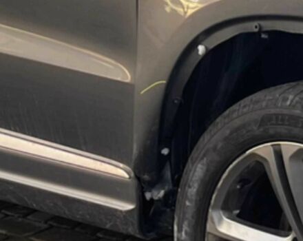 Сірий Фольксваген Тігуан, об'ємом двигуна 0 л та пробігом 208 тис. км за 11000 $, фото 14 на Automoto.ua