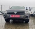 Сірий Фольксваген Тігуан, об'ємом двигуна 0 л та пробігом 208 тис. км за 11000 $, фото 4 на Automoto.ua