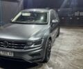 Сірий Фольксваген Тігуан, об'ємом двигуна 2 л та пробігом 210 тис. км за 15000 $, фото 1 на Automoto.ua