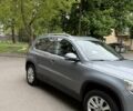 Серый Фольксваген Тигуан, объемом двигателя 2 л и пробегом 152 тыс. км за 9500 $, фото 7 на Automoto.ua