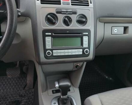 Сірий Фольксваген Тігуан, об'ємом двигуна 1.4 л та пробігом 160 тис. км за 6999 $, фото 25 на Automoto.ua