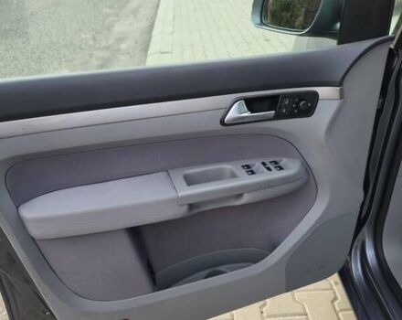 Сірий Фольксваген Тігуан, об'ємом двигуна 1.4 л та пробігом 160 тис. км за 6999 $, фото 19 на Automoto.ua