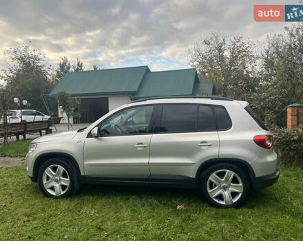 Серый Фольксваген Тигуан, объемом двигателя 2 л и пробегом 254 тыс. км за 10600 $, фото 20 на Automoto.ua