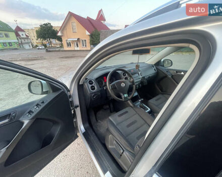 Сірий Фольксваген Тігуан, об'ємом двигуна 2 л та пробігом 280 тис. км за 10699 $, фото 8 на Automoto.ua