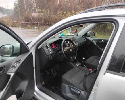 Сірий Фольксваген Тігуан, об'ємом двигуна 2 л та пробігом 254 тис. км за 7896 $, фото 1 на Automoto.ua