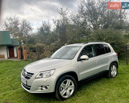 Серый Фольксваген Тигуан, объемом двигателя 2 л и пробегом 254 тыс. км за 10600 $, фото 17 на Automoto.ua