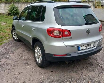 Серый Фольксваген Тигуан, объемом двигателя 2 л и пробегом 272 тыс. км за 9400 $, фото 6 на Automoto.ua