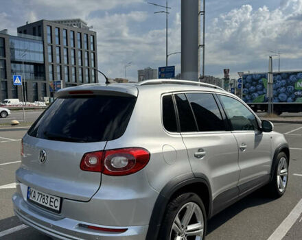 Серый Фольксваген Тигуан, объемом двигателя 1.97 л и пробегом 258 тыс. км за 12600 $, фото 3 на Automoto.ua