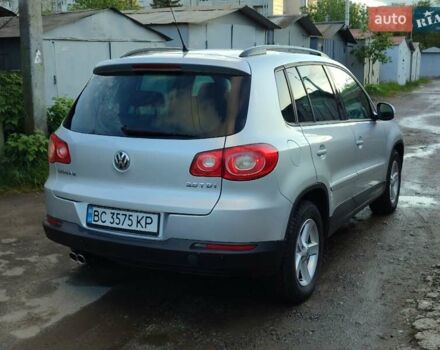 Серый Фольксваген Тигуан, объемом двигателя 1.97 л и пробегом 306 тыс. км за 10000 $, фото 15 на Automoto.ua