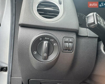 Сірий Фольксваген Тігуан, об'ємом двигуна 1.4 л та пробігом 249 тис. км за 8200 $, фото 20 на Automoto.ua