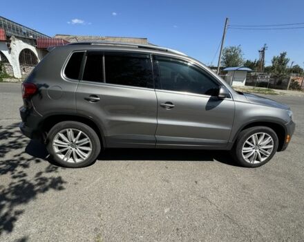 Серый Фольксваген Тигуан, объемом двигателя 2 л и пробегом 222 тыс. км за 9800 $, фото 3 на Automoto.ua