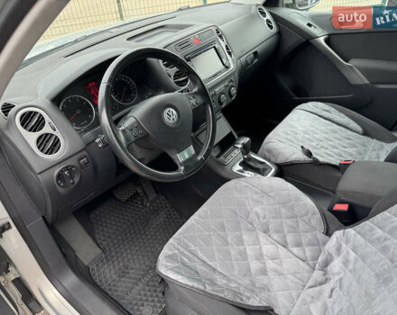Сірий Фольксваген Тігуан, об'ємом двигуна 1.98 л та пробігом 145 тис. км за 9790 $, фото 13 на Automoto.ua