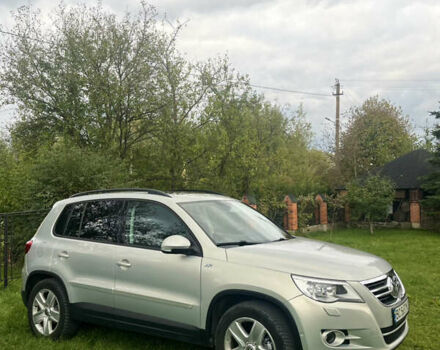 Серый Фольксваген Тигуан, объемом двигателя 2 л и пробегом 254 тыс. км за 10600 $, фото 12 на Automoto.ua