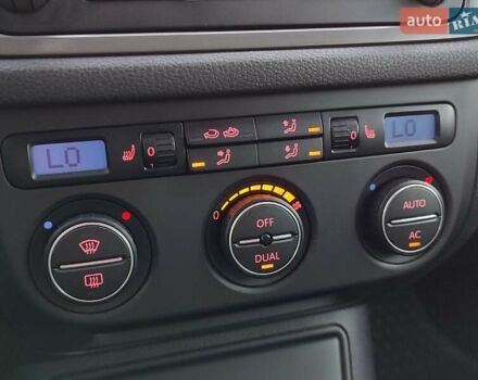 Серый Фольксваген Тигуан, объемом двигателя 1.97 л и пробегом 306 тыс. км за 10000 $, фото 37 на Automoto.ua