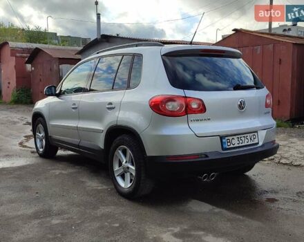 Серый Фольксваген Тигуан, объемом двигателя 1.97 л и пробегом 306 тыс. км за 10000 $, фото 8 на Automoto.ua