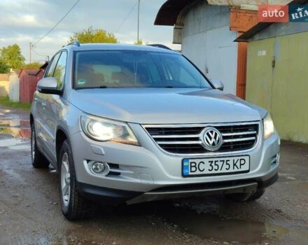 Серый Фольксваген Тигуан, объемом двигателя 1.97 л и пробегом 306 тыс. км за 10000 $, фото 6 на Automoto.ua