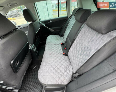 Сірий Фольксваген Тігуан, об'ємом двигуна 1.98 л та пробігом 145 тис. км за 9790 $, фото 28 на Automoto.ua