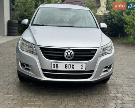 Сірий Фольксваген Тігуан, об'ємом двигуна 1.4 л та пробігом 249 тис. км за 8200 $, фото 1 на Automoto.ua