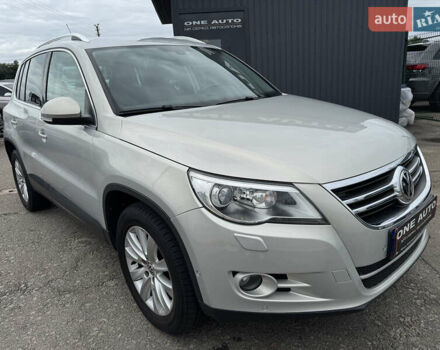 Сірий Фольксваген Тігуан, об'ємом двигуна 1.98 л та пробігом 145 тис. км за 9790 $, фото 4 на Automoto.ua