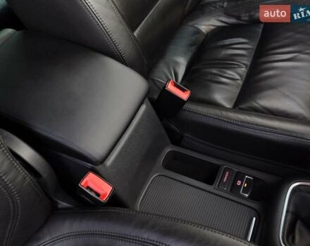 Серый Фольксваген Тигуан, объемом двигателя 1.97 л и пробегом 306 тыс. км за 10000 $, фото 44 на Automoto.ua