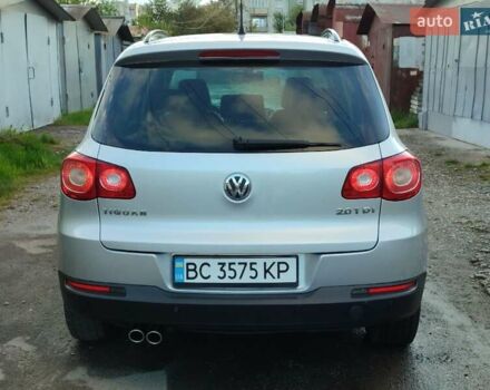 Серый Фольксваген Тигуан, объемом двигателя 1.97 л и пробегом 306 тыс. км за 10000 $, фото 13 на Automoto.ua