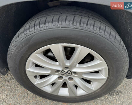 Сірий Фольксваген Тігуан, об'ємом двигуна 1.98 л та пробігом 145 тис. км за 9790 $, фото 12 на Automoto.ua
