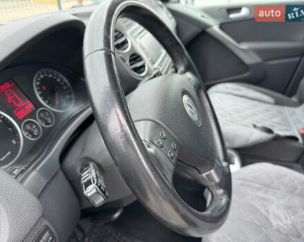 Сірий Фольксваген Тігуан, об'ємом двигуна 1.98 л та пробігом 145 тис. км за 9790 $, фото 14 на Automoto.ua