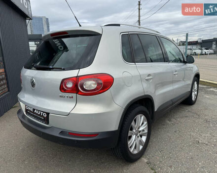 Сірий Фольксваген Тігуан, об'ємом двигуна 1.98 л та пробігом 145 тис. км за 9790 $, фото 6 на Automoto.ua