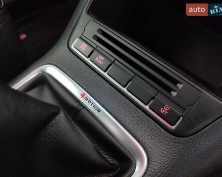 Серый Фольксваген Тигуан, объемом двигателя 1.97 л и пробегом 306 тыс. км за 10000 $, фото 45 на Automoto.ua