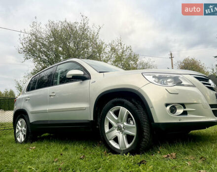 Серый Фольксваген Тигуан, объемом двигателя 2 л и пробегом 254 тыс. км за 10600 $, фото 23 на Automoto.ua