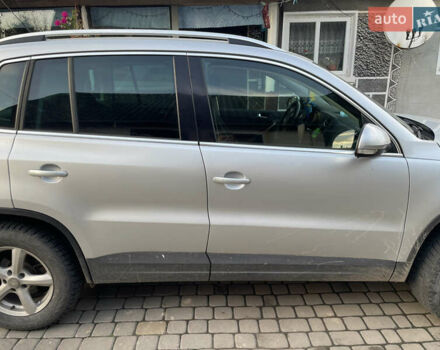 Серый Фольксваген Тигуан, объемом двигателя 2 л и пробегом 280 тыс. км за 10500 $, фото 11 на Automoto.ua