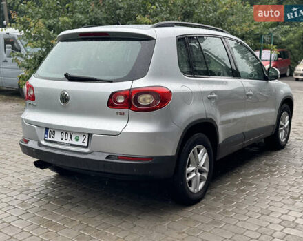 Сірий Фольксваген Тігуан, об'ємом двигуна 1.4 л та пробігом 249 тис. км за 8200 $, фото 5 на Automoto.ua