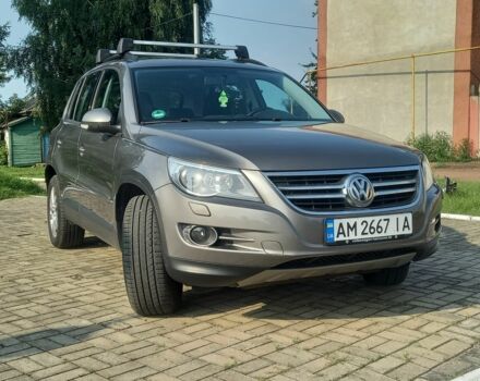 Серый Фольксваген Тигуан, объемом двигателя 1.4 л и пробегом 185 тыс. км за 9200 $, фото 4 на Automoto.ua