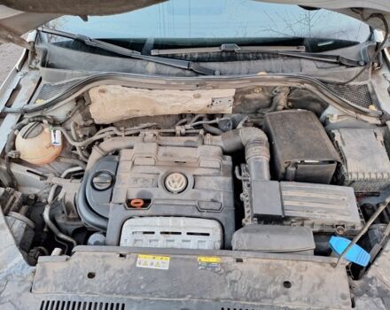 Серый Фольксваген Тигуан, объемом двигателя 1.4 л и пробегом 249 тыс. км за 8800 $, фото 8 на Automoto.ua