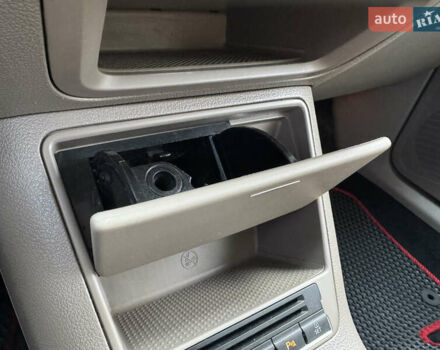 Сірий Фольксваген Тігуан, об'ємом двигуна 2 л та пробігом 226 тис. км за 12200 $, фото 62 на Automoto.ua